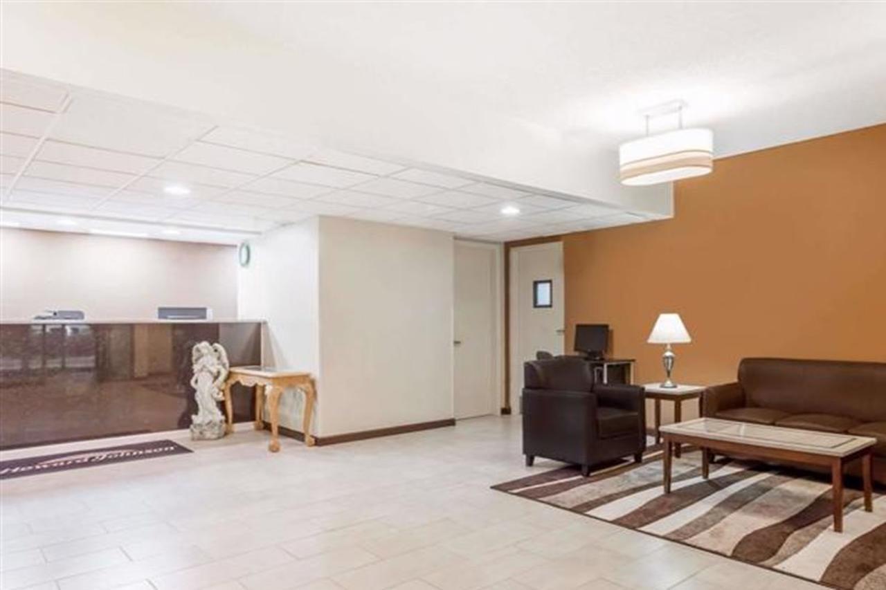 Howard Johnson By Wyndham Spartanburg Expo Center Экстерьер фото